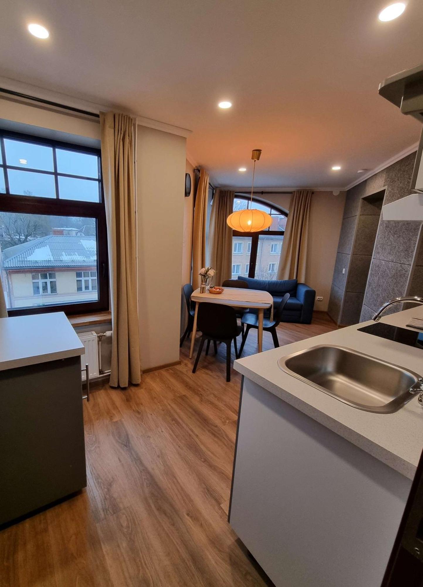 Apartamenti Alūksne Exterior foto
